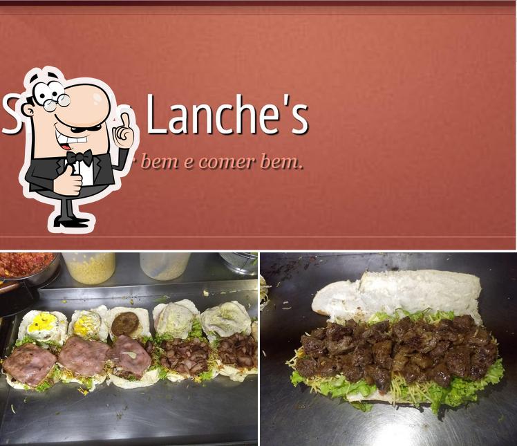 Look at the pic of Skina's Lanches