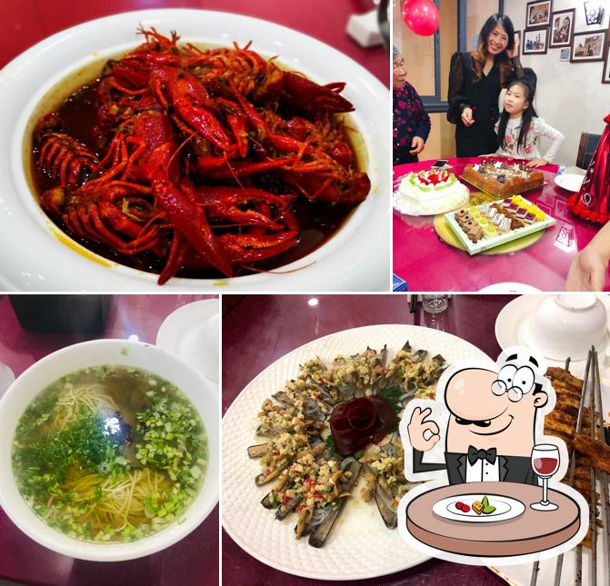 Еда в "Yan yu Can ting"