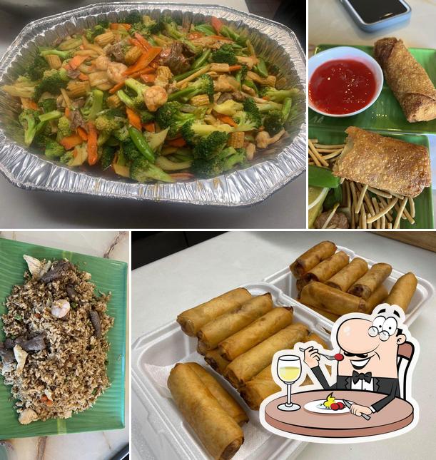 Food at Eggroll Express