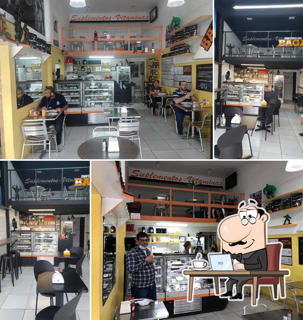 Veja imagens do interior do Restaurante e Café Empório do Baga