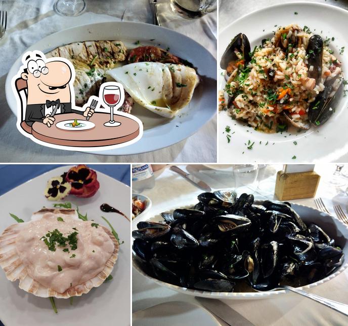 Platti al Ristorante Pizzeria - La Perla Del Mare -Mar