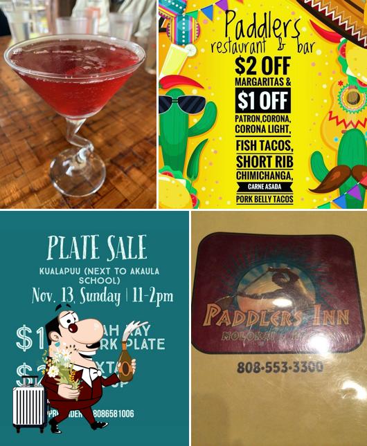 Paddlers Restaurant and Bar serves alcohol