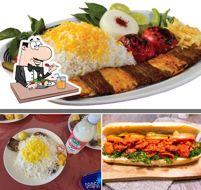 Platos en Persian kabob and sandwiches