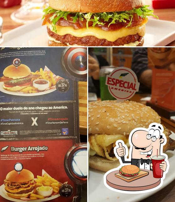 Consiga um hambúrguer no Restaurante America Paulista