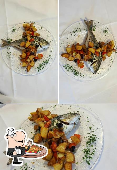 Ristorante Osteria Cantarana offre un menu per gli amanti dei piatti di mare