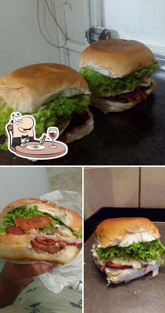 Comida em Secret Burguer