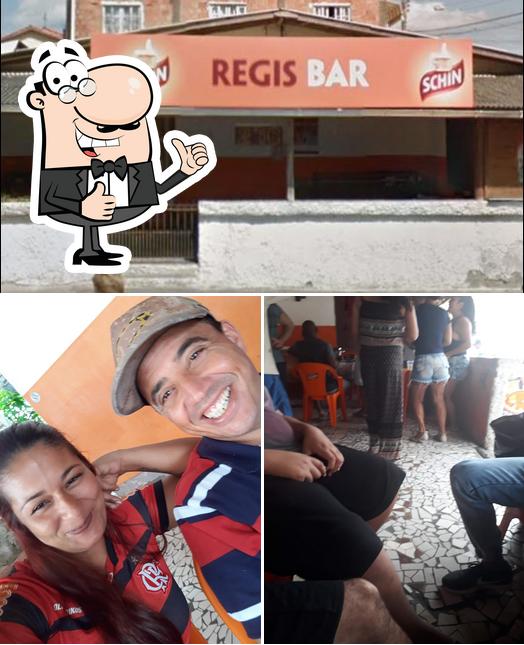 Look at this pic of Regis Bar