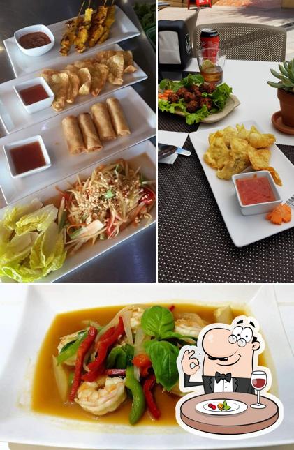 Еда в "Yim Siam Thai Food"
