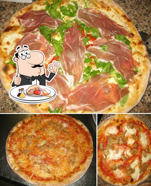 Ordina una pizza a AMICI MIEI