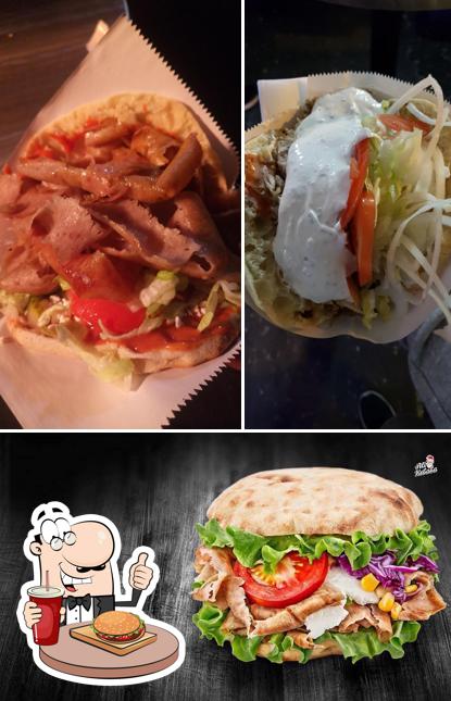 Prova un hamburger a Ali Kebaba