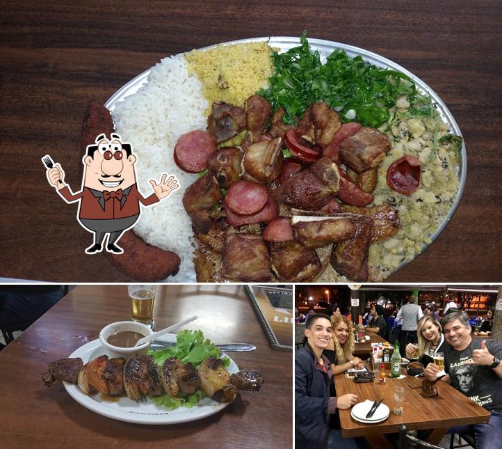 Dê uma olhada a foto mostrando comida e balcão de bar no Libanus Restaurante