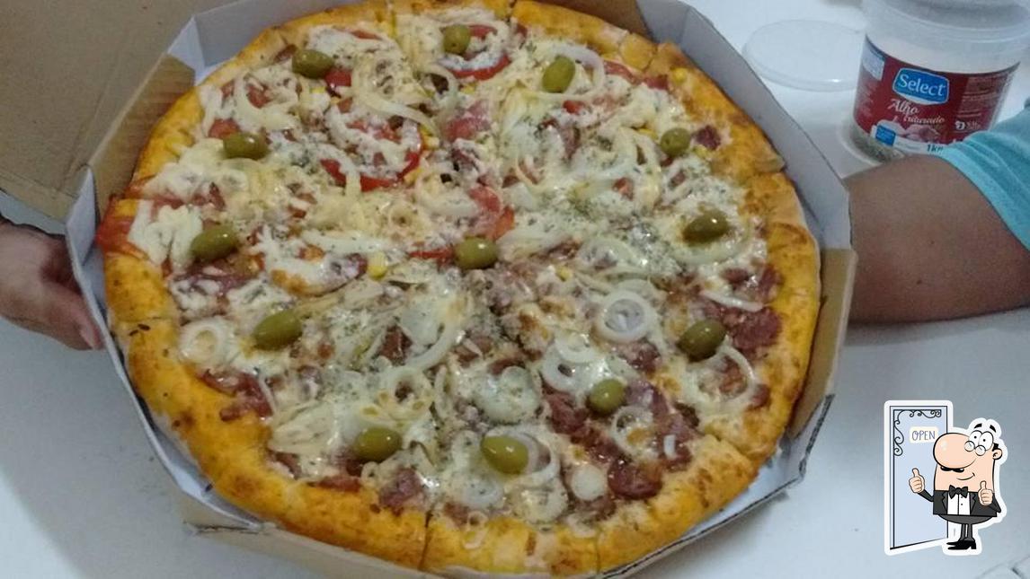 See this picture of Pizzaria Maná