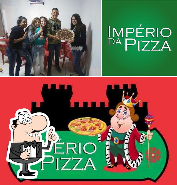 Here's a picture of Império da Pizza