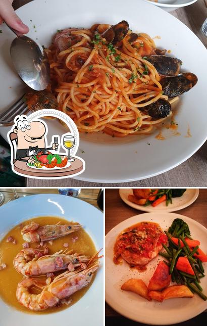 Закажите блюда с морепродуктами в "Da Luca Restaurant"