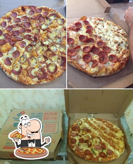 Experimente pizza no Domino's Pizza