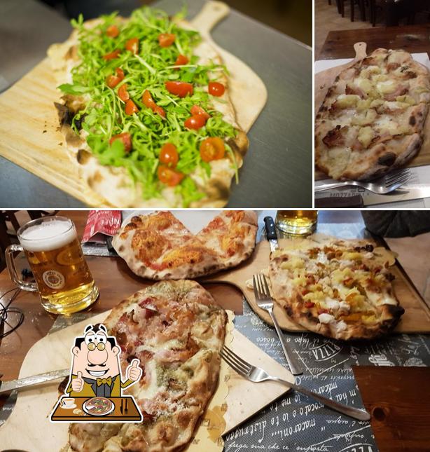 Prova una pizza a Pizzeria Ristorante Pub Up River