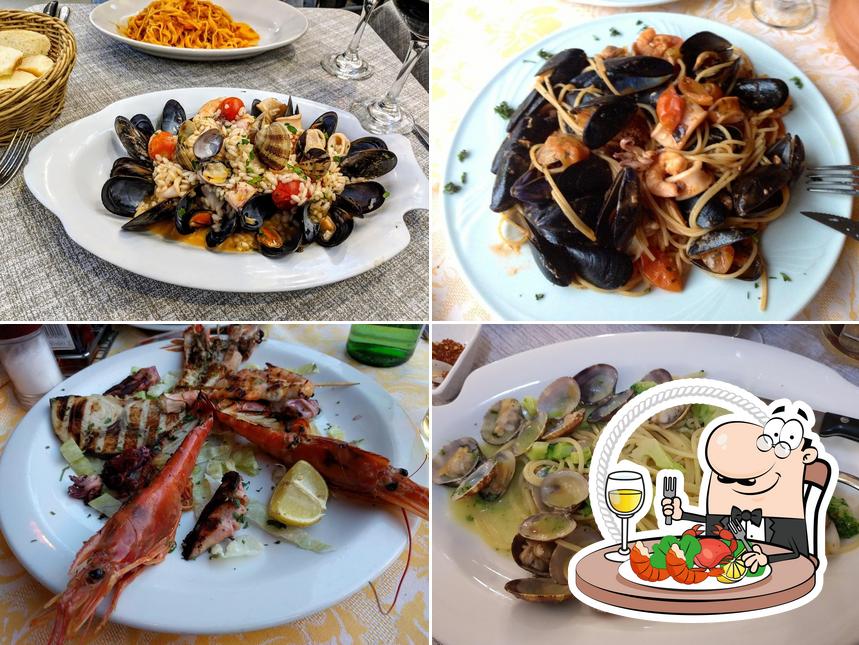 Gli ospiti di Ristorante Pizzeria San Mina - Milano possono godersi vari prodotti di cucina di mare