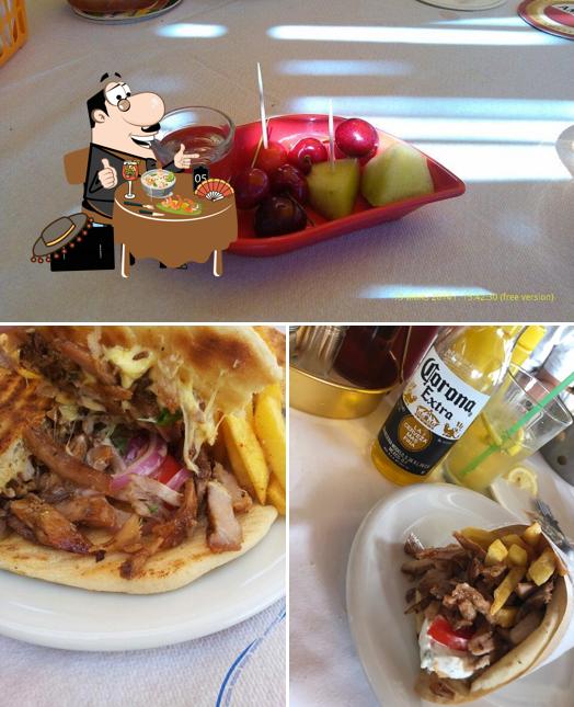 Еда в "Mr Gyros Grill Restaurant and take away food!"
