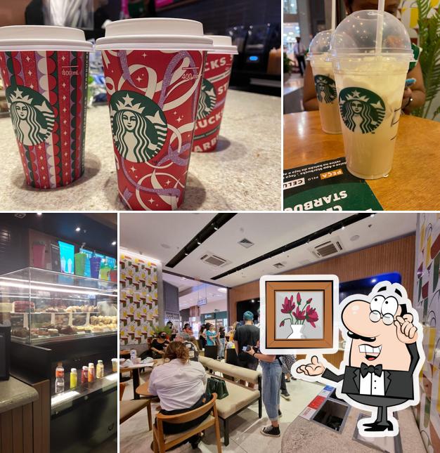 O interior do Starbucks