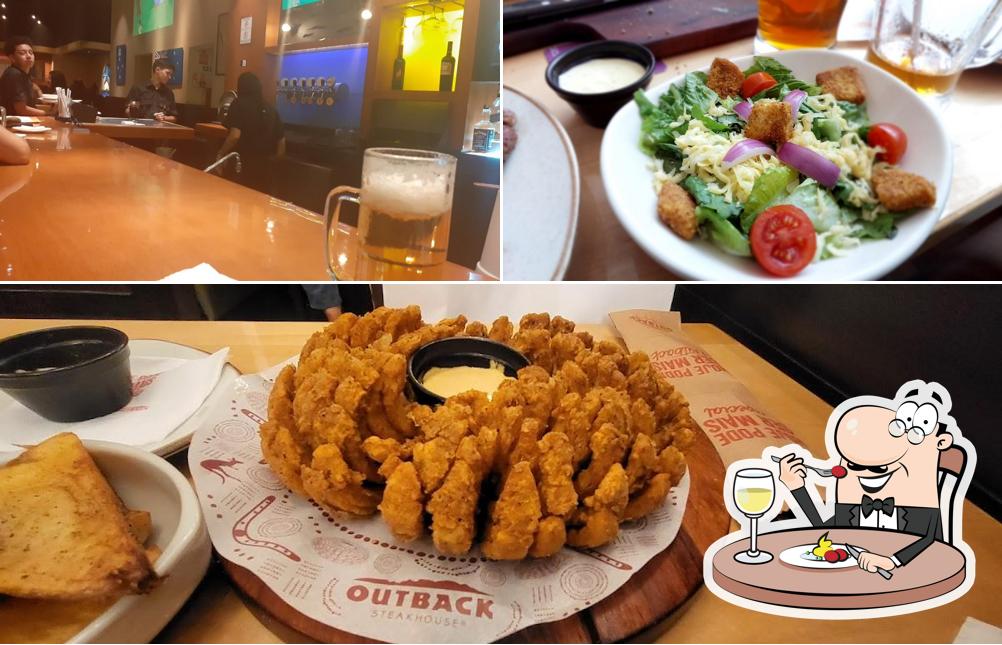 Platos en Restaurante Outback Steakhouse