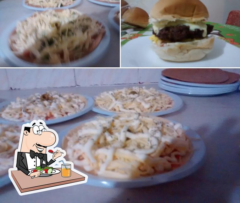 Comida em PIZZARIA DA LURDINHA