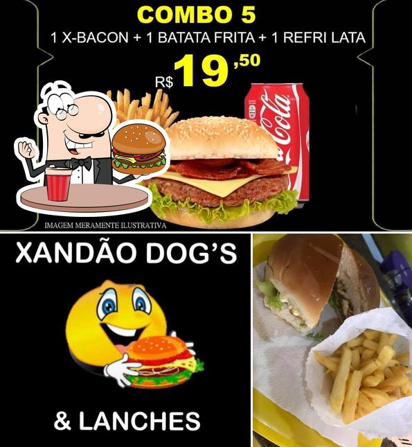 Consiga um hambúrguer no Xandão Dogs & Lanches