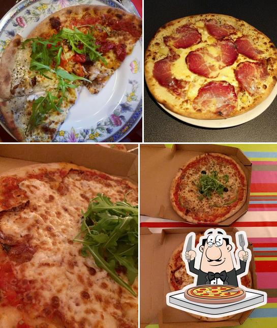 Try out pizza at Pizzeria Il Sacristie