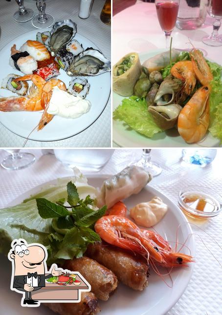 Essayez des fruits de mer à Restaurant Le MONT TAï - cuisine asiatique