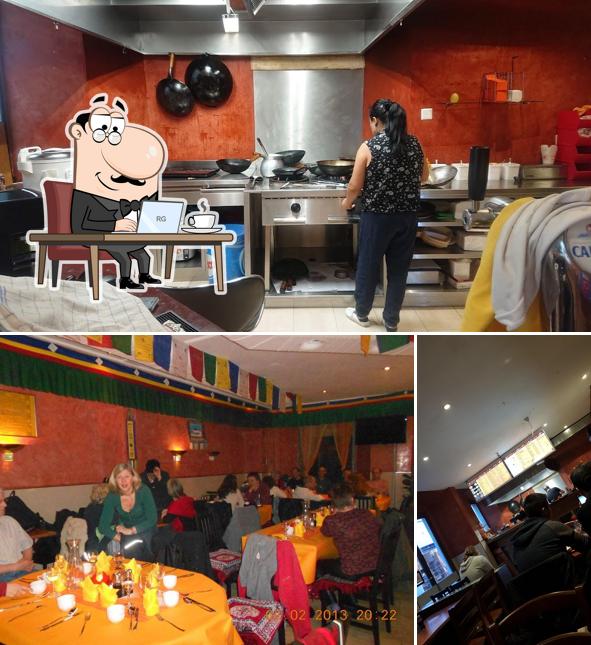 Check out how Wok & Momo looks inside