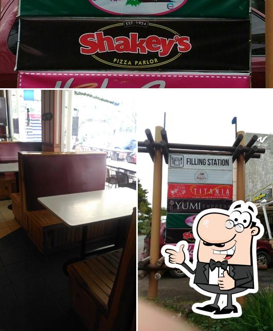 Здесь можно посмотреть снимок ресторана "Shakey's Pizza Parlor"