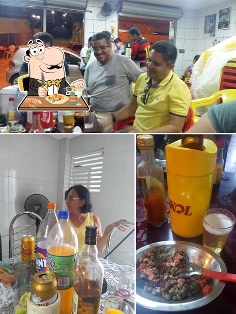 Entre diferentes coisas, comida e interior podem ser encontrados no Bar da CELPE