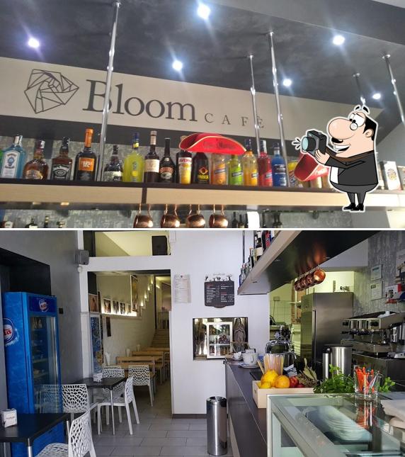 Regarder la photo de Bloom Cafè