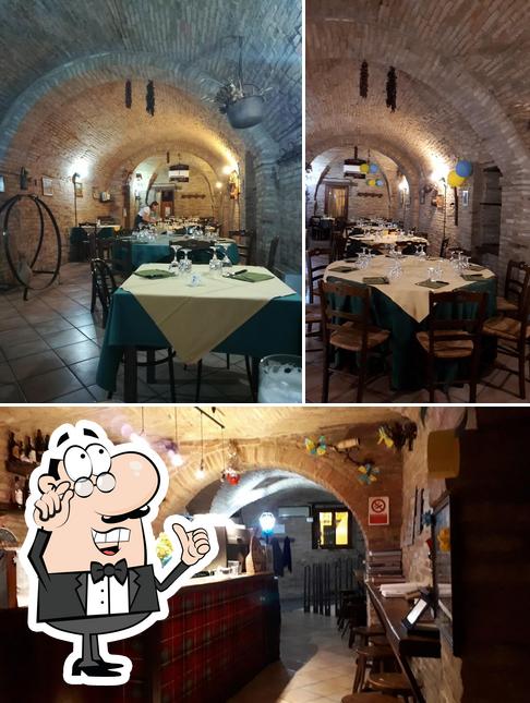 Gli interni di Ristorante Taverna Dell'Arco