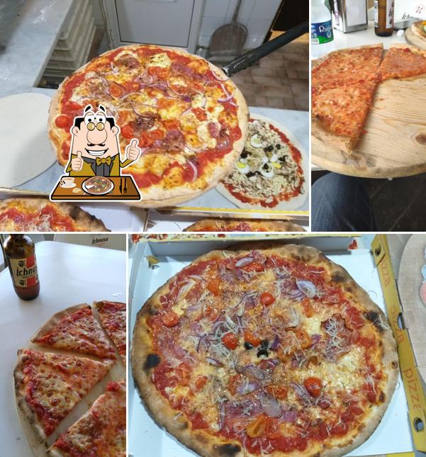 Ordina tra le molte varianti di pizza