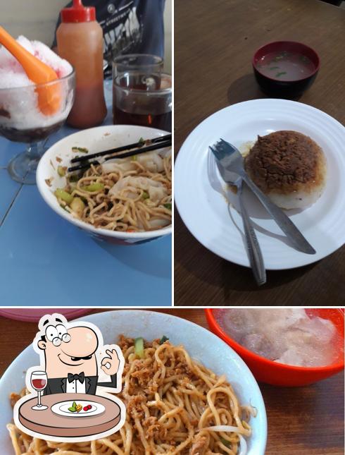 Mie Ayam Bangka Awat Restaurant Bekasi Regency Ruko Grand Galaxy Blok