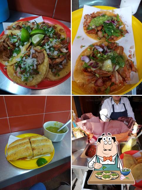 Tacos en TAQUERIA LAS REJAS