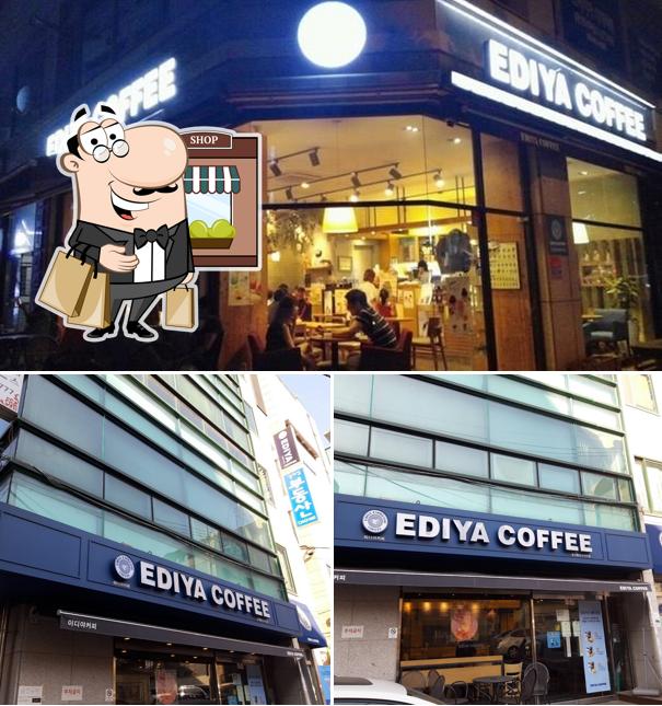 The exterior of Ediya Coffee Eulji Hospital Intersection