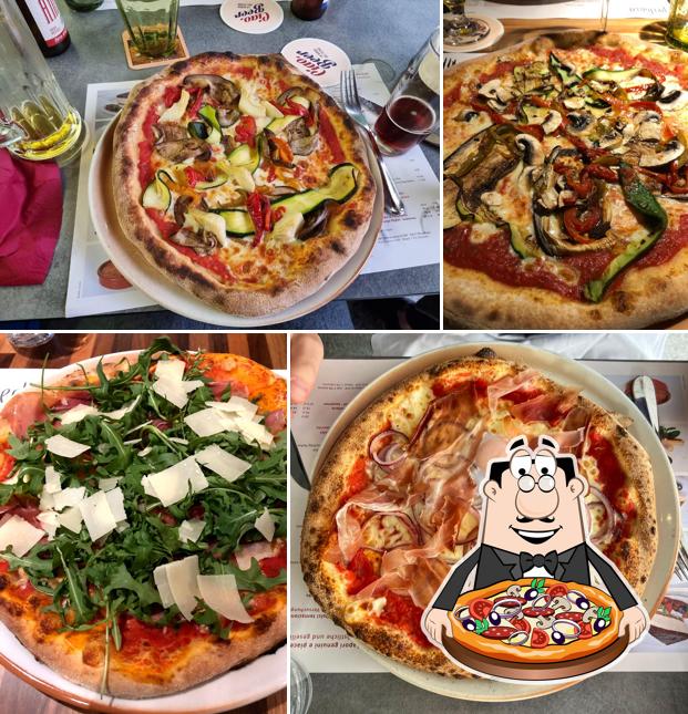 Scegli una pizza a Perbacco - Ristorante Pizzeria