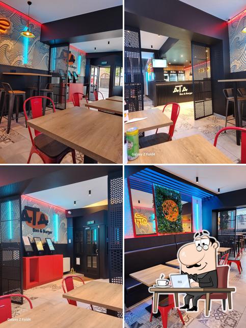 L'intérieur de Ata Bao & Burger