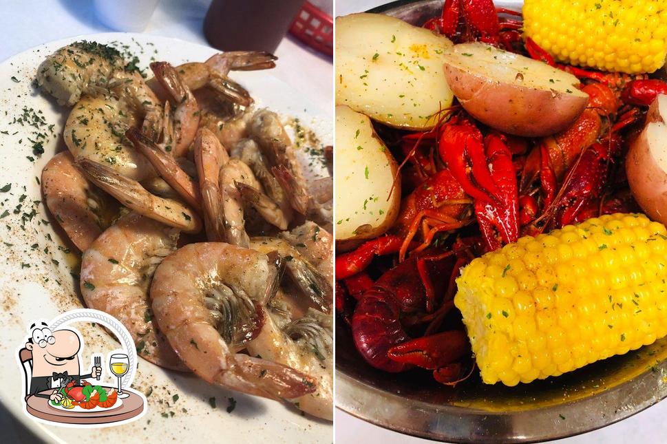 Try out seafood at Little New Orleans & Oysters Bar Winter Haven