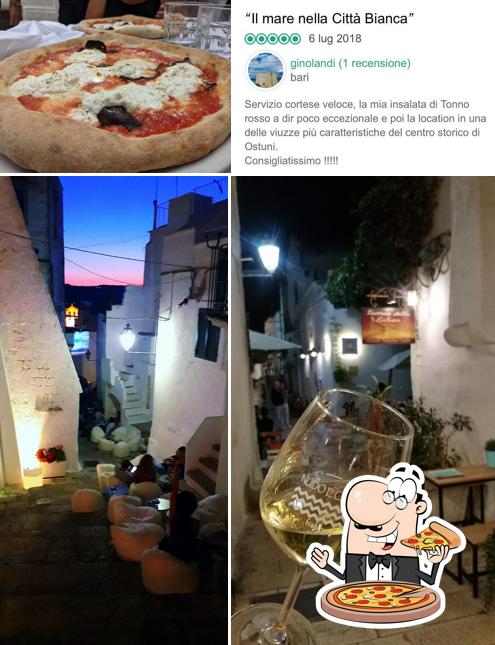 Ordina una pizza a Nudo e Crudo Sushi Bar anche a domicilio