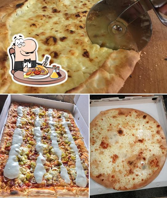 Pick pizza at Kaffeebohne Pizzeria & Kebaphaus
