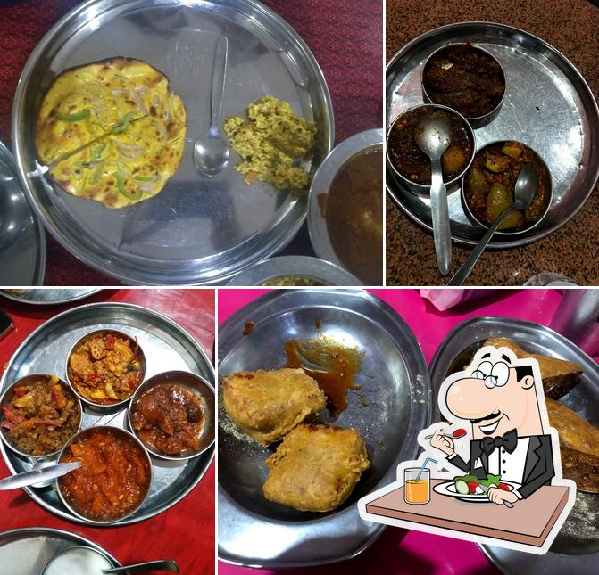 Food at Lucky Vaishno Dhaba