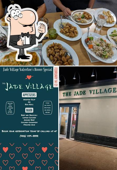 Regarder cette image de Jade Village Restaurant Ltd