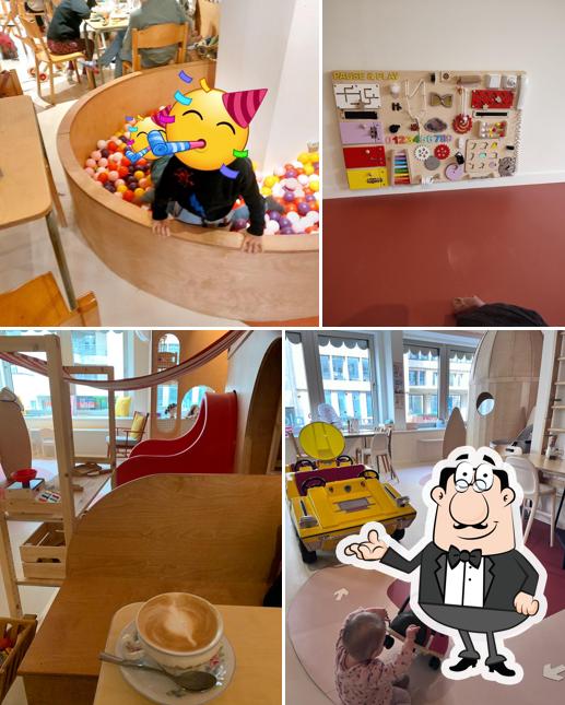 L'intérieur de Pause and Play indoor playground café