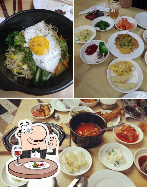 Comida em Kyong Mi Jeong