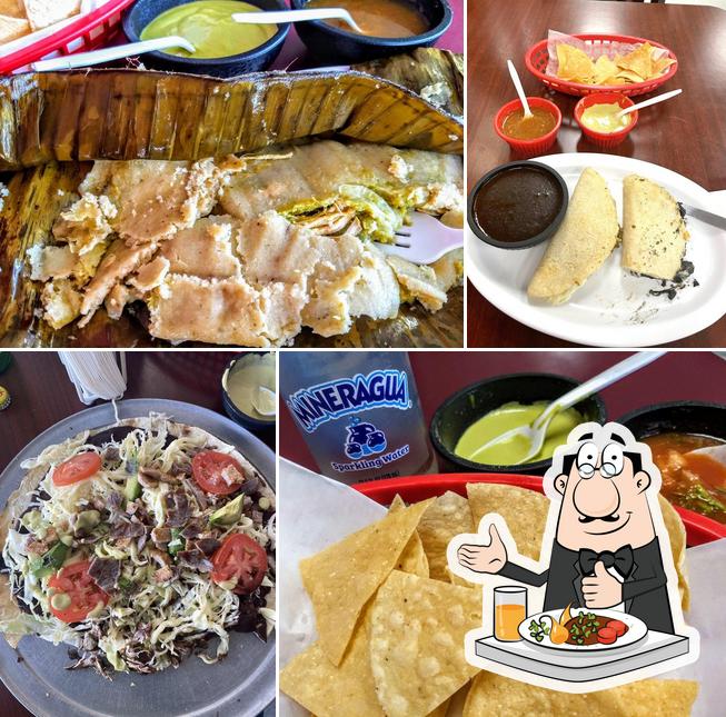 Еда в "Oaxaca Restaurant"