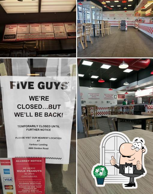 Jetez un coup d’œil à quoi ressemble Five Guys à l'extérieur