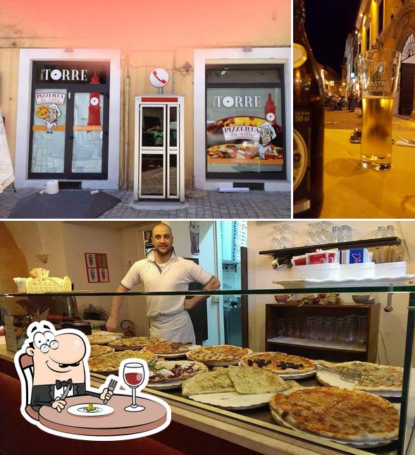 Voici la photo indiquant la nourriture et bière sur Pizzeria Sotto La Torre Da Vittò