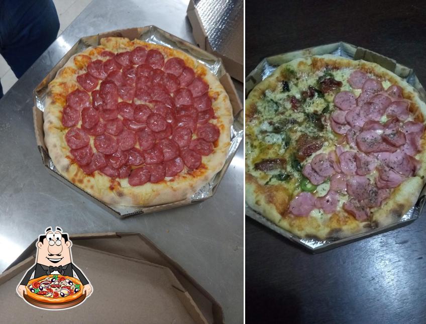 Escolha diferentes variedades de pizza